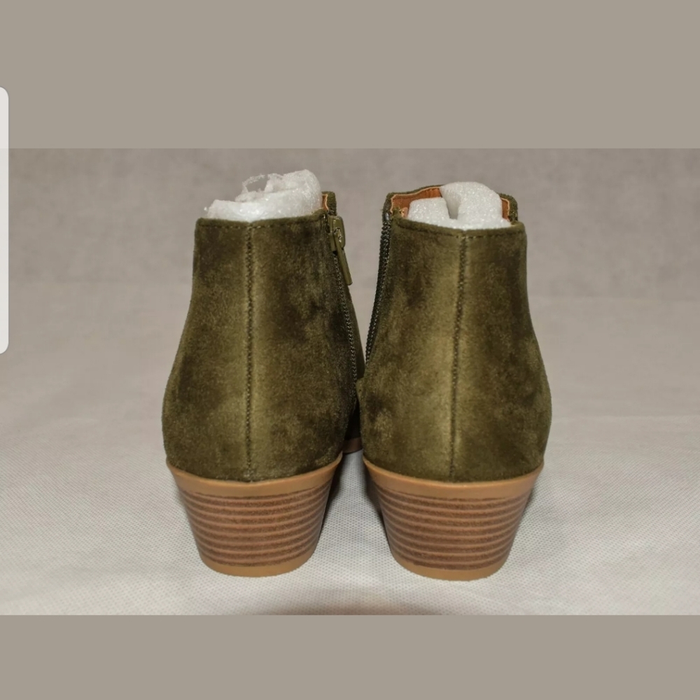 NWB SODA Western Ankle Bootie Chunky Block Heel - Picture 6 of 8